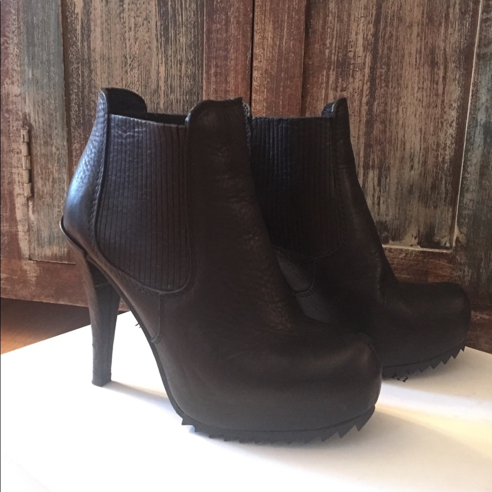Pedro Garcia Cara Bootie - Black - Size 36